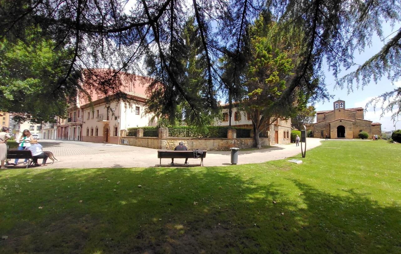 Apartamentos Santullano 1 Oviedo Dış mekan fotoğraf